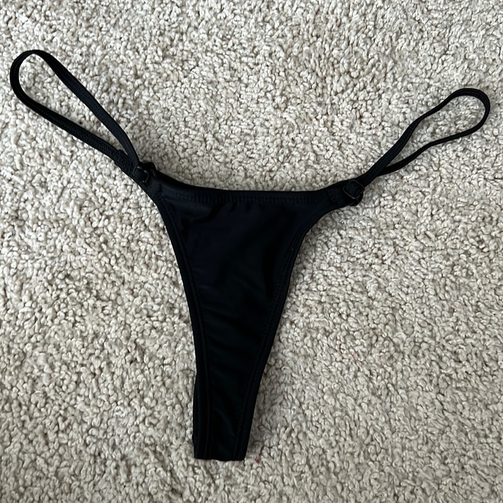 Boutinela Minimal Bottoms, Black, Size L